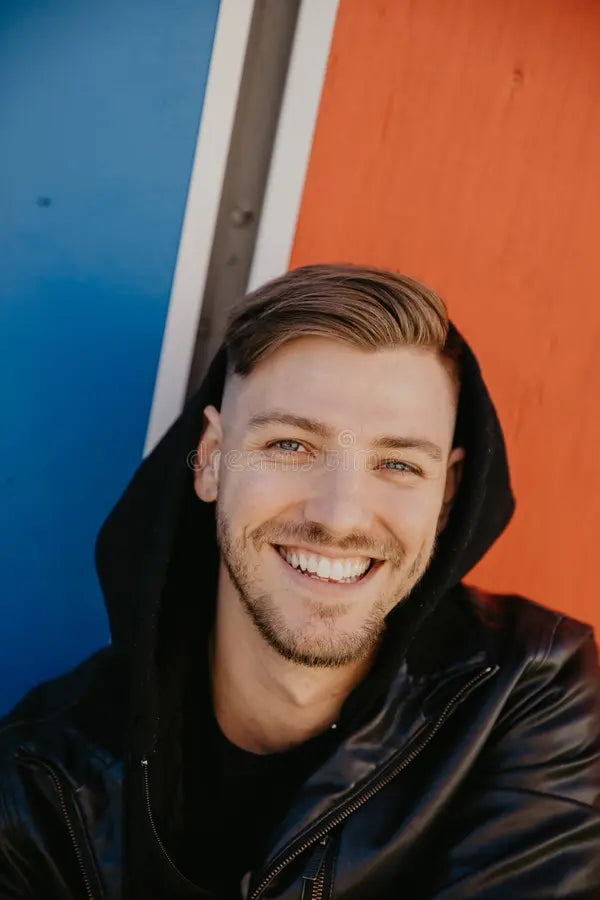 – Adrien M.